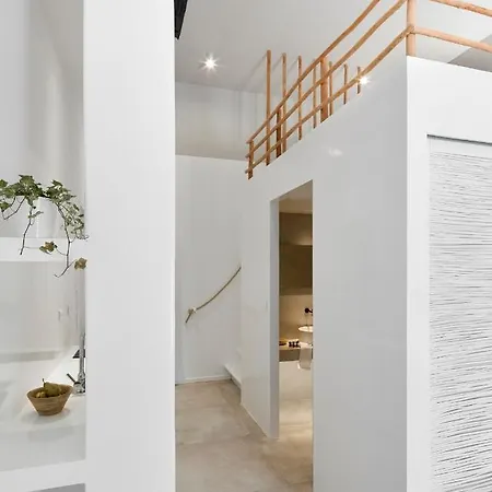 Luxury Milos Family 2 Bedrooms Well Furnished Interior Adamanta شقة آداماس