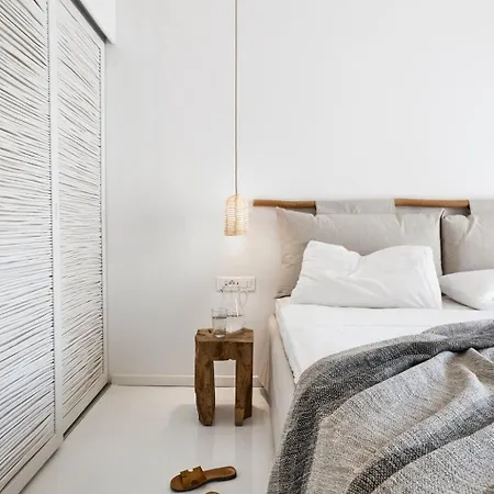 Luxury Milos Family 2 Bedrooms Well Furnished Interior Adamanta شقة آداماس