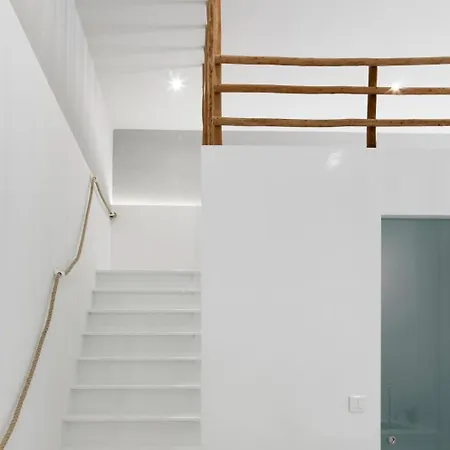Luxury Milos Family 2 Bedrooms Well Furnished Interior Adamanta